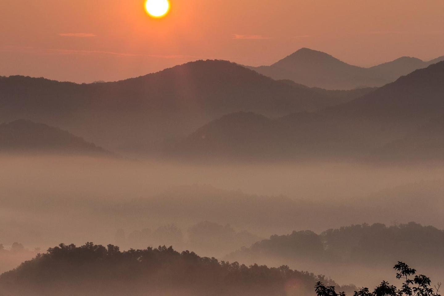 Views I Mins To Dollywood I Hot Tub I Pool Table Villa Sevierville Esterno foto