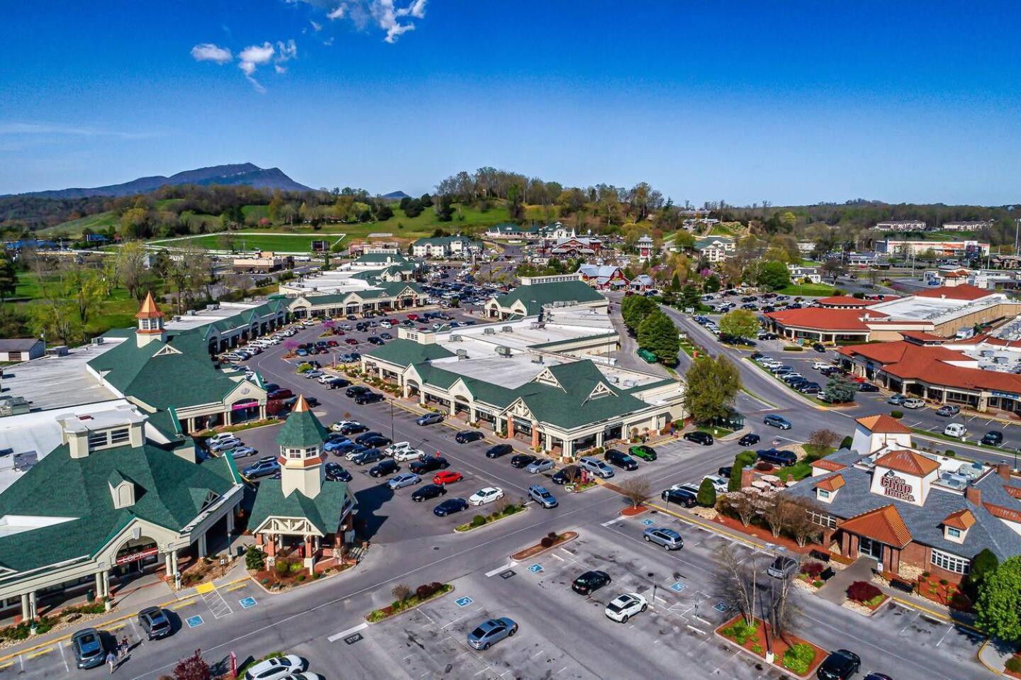 Views I Mins To Dollywood I Hot Tub I Pool Table Villa Sevierville Esterno foto